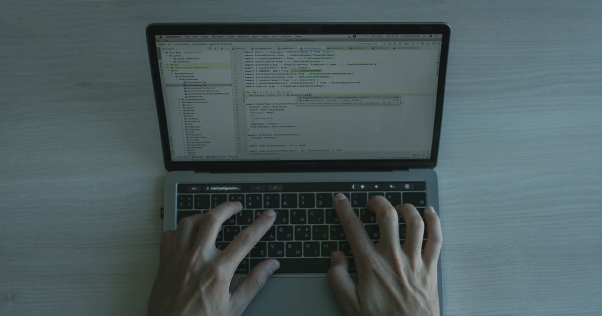 Mejor portátil para programar 2026: 2 opciones por menos de 700€
